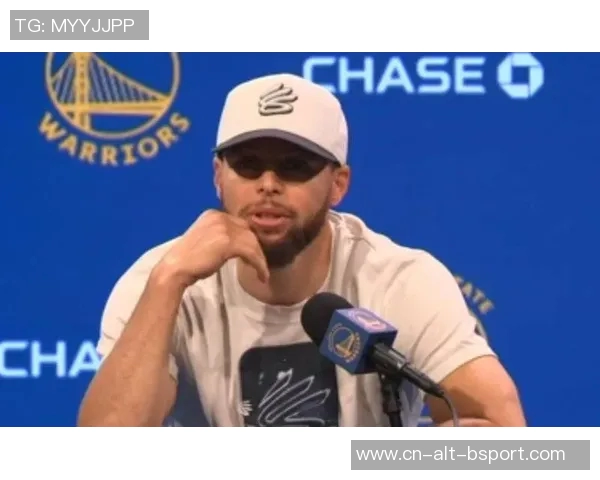 太狠了哥!库里第二节连训克林根三个三分后者毫无办法 太狠了哥!库里第二节连训克林根三个三分后者毫无办法