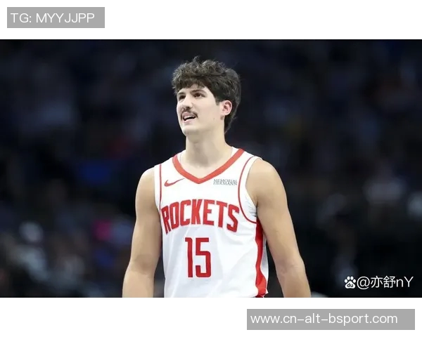 申京倒地抢断助谢泼德飞身暴扣,火力全开点燃赛场激情 申京倒地抢断助谢泼德飞身暴扣,火力全开点燃赛场激情